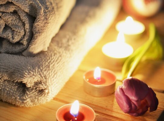 SPA ~ Candles and Towels (Pixabay)